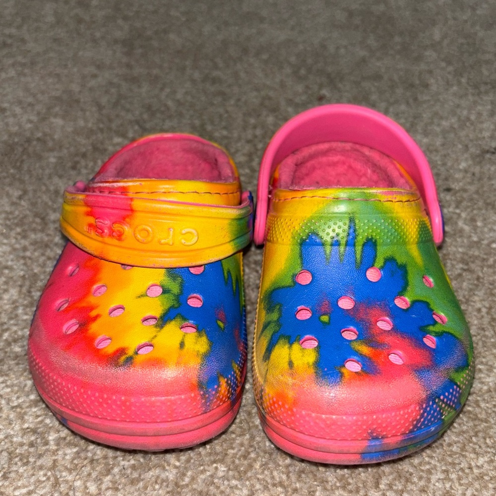 Fleece-lined crocs